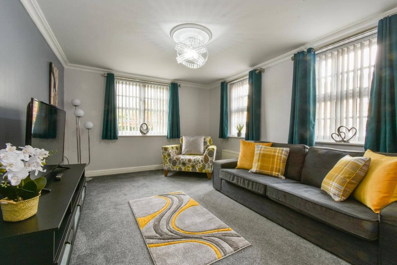 Phoenix Apartment Near The Station Apartment