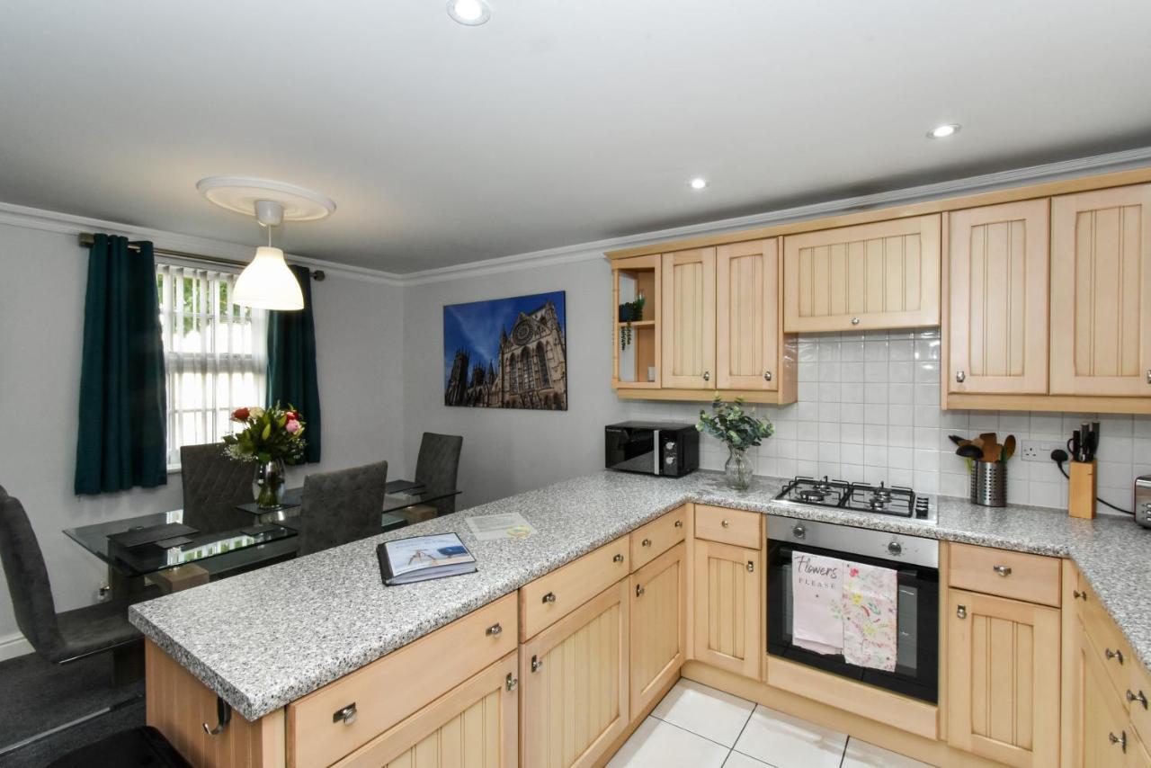 Phoenix Apartment Near The Station York